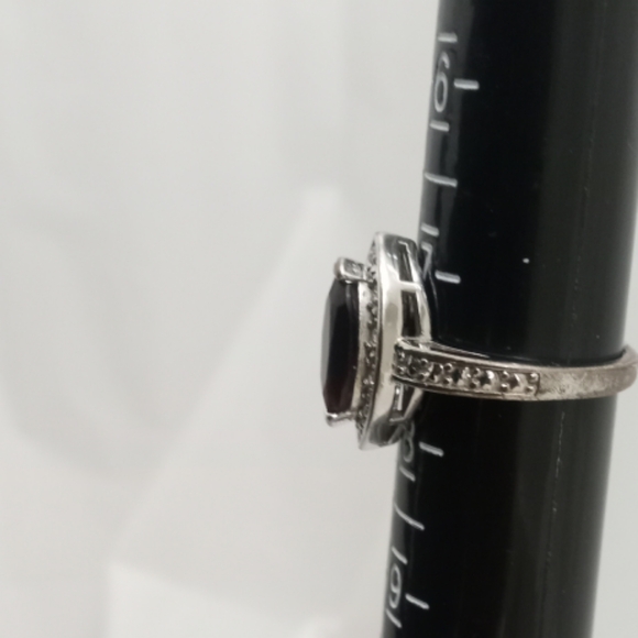 Nevada Sliver Vintage Burmese Marquise Garnet & Diamond Ring - Size: 7 - 7.5 - Picture 4 of 16